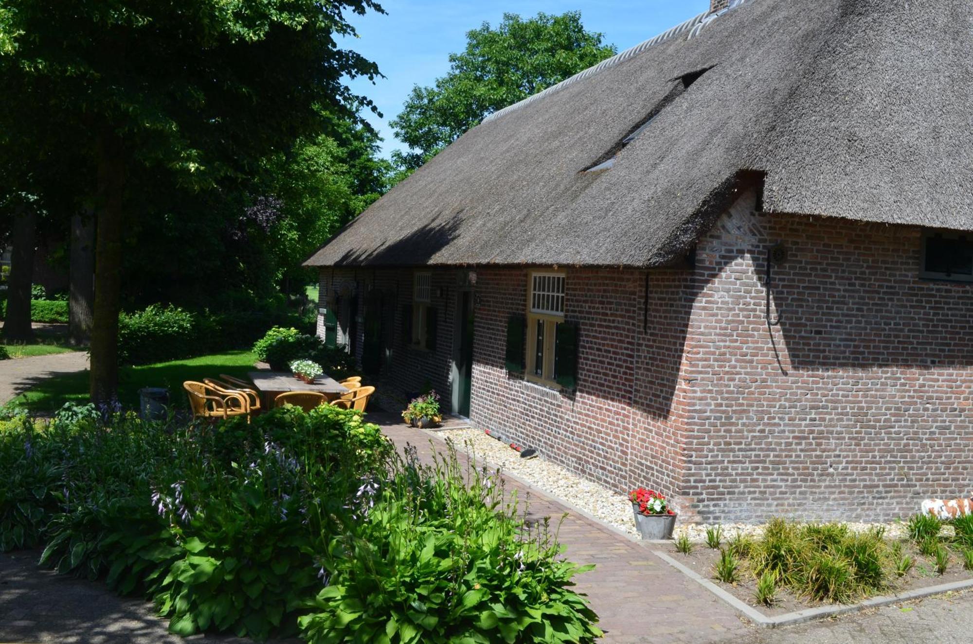 Erfgoed & Logies Den Heijkant Moergestel Bilik gambar